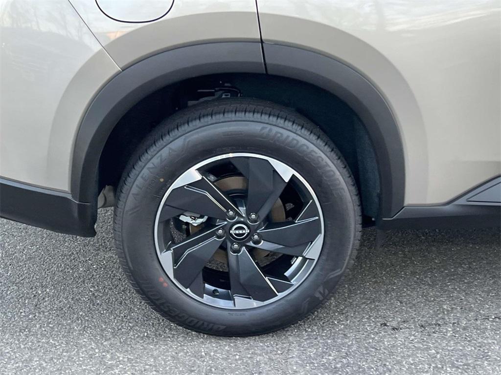 new 2026 Nissan Rogue car, priced at $33,618