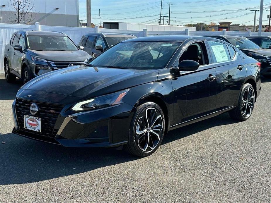 new 2025 Nissan Altima car, priced at $32,285