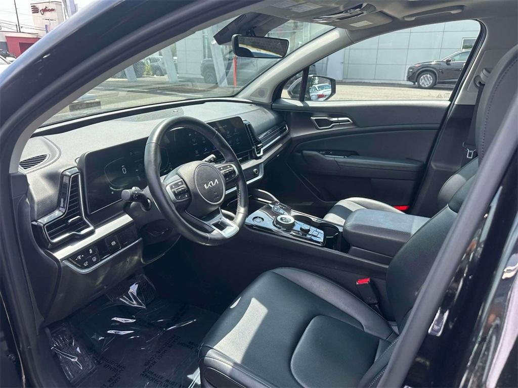 used 2023 Kia Sportage Hybrid car, priced at $23,995