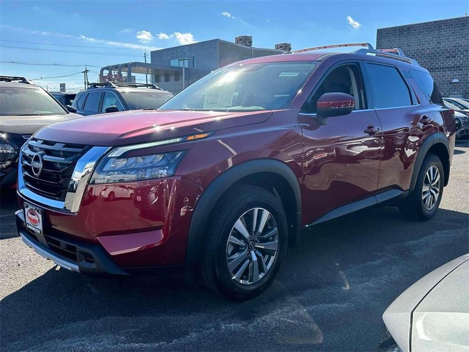 new 2025 Nissan Pathfinder car, priced at $48,035