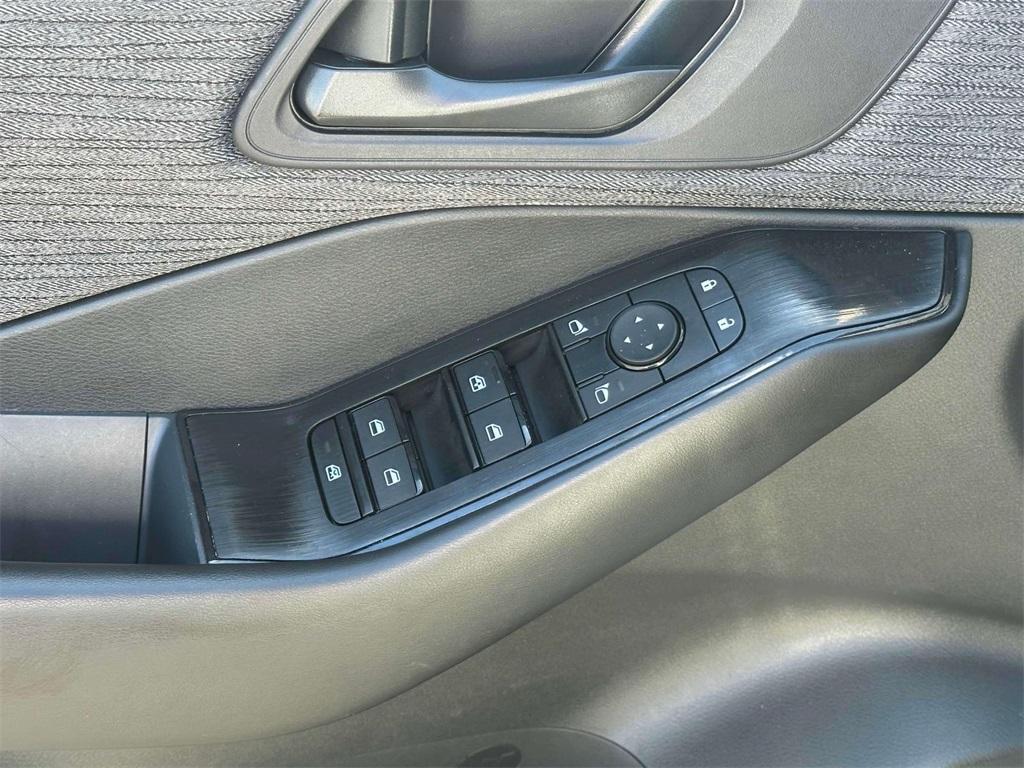 used 2023 Nissan Rogue car, priced at $23,995