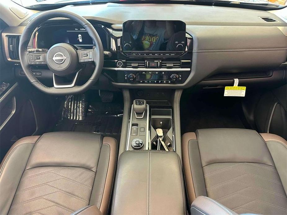 new 2024 Nissan Pathfinder car, priced at $55,410