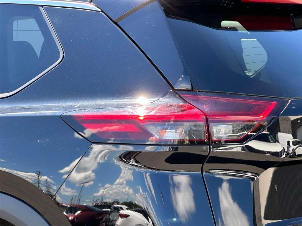 used 2021 Nissan Rogue car, priced at $18,995