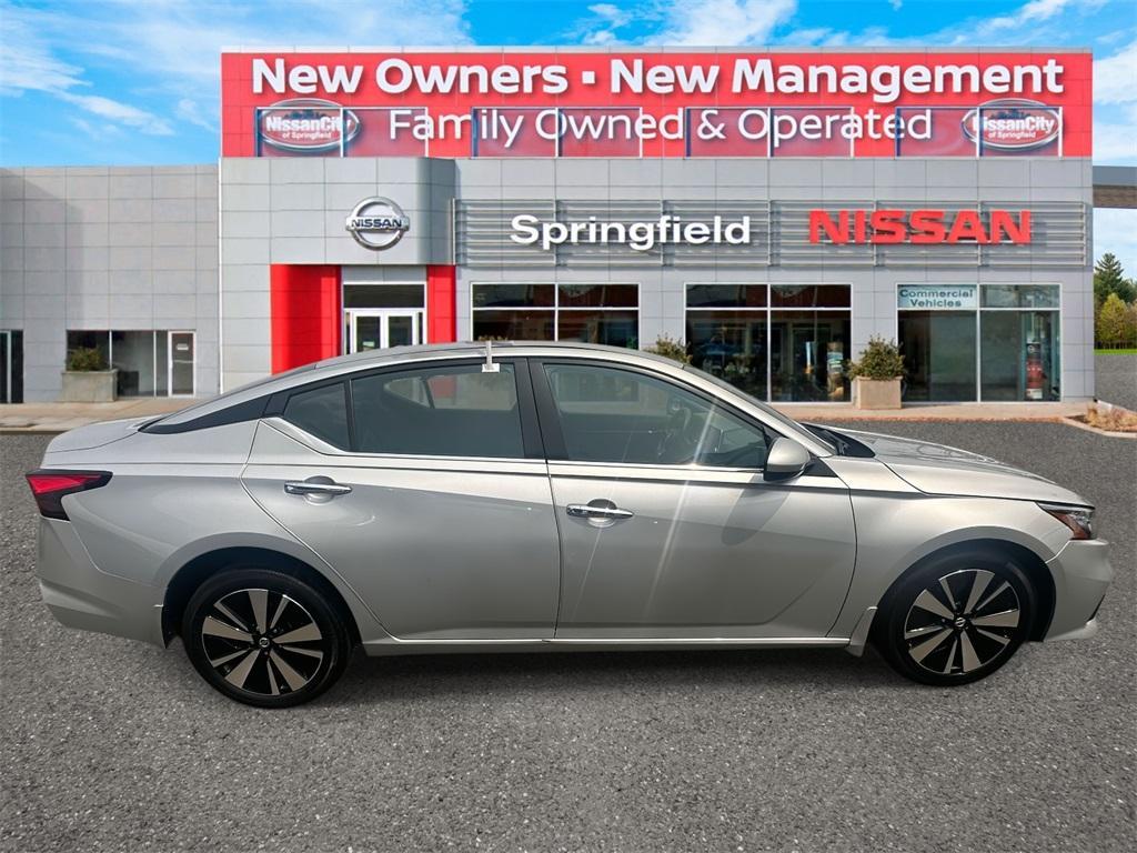 used 2022 Nissan Altima car, priced at $24,900