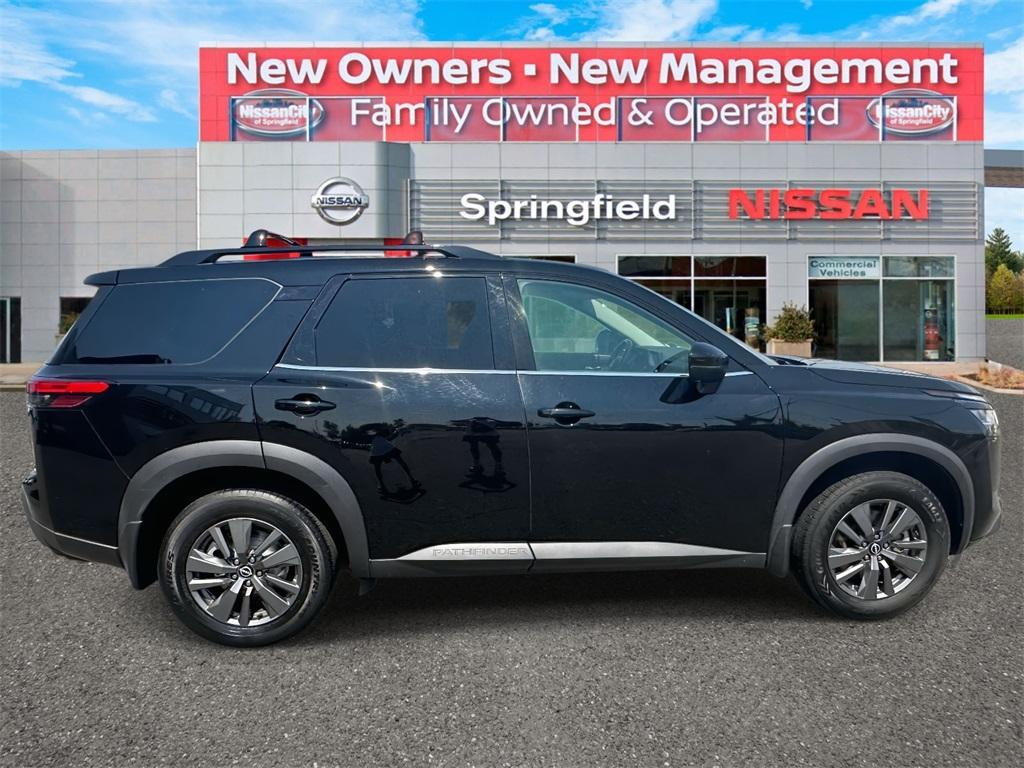 used 2022 Nissan Pathfinder car, priced at $30,995