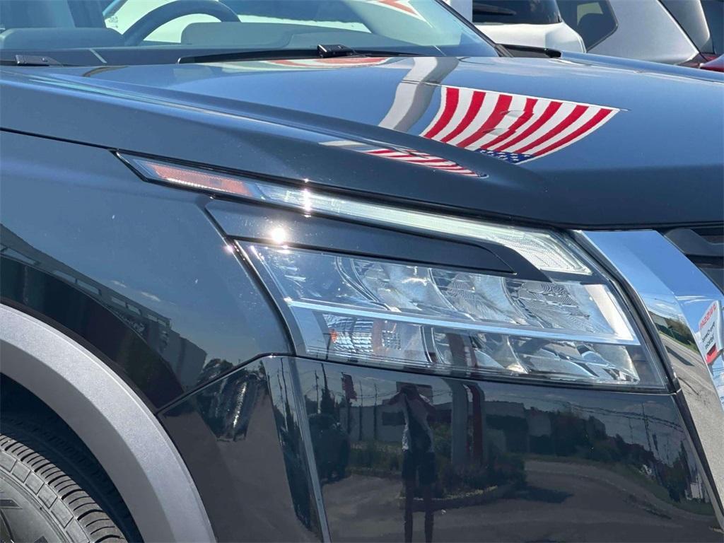 used 2022 Nissan Pathfinder car, priced at $30,995