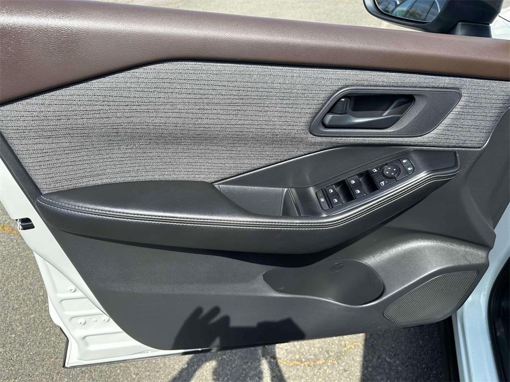 used 2021 Nissan Rogue car, priced at $20,864