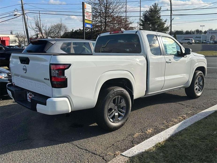 new 2025 Nissan Frontier car, priced at $38,875