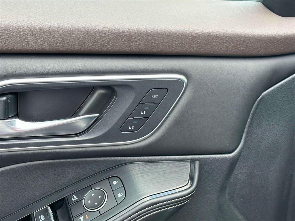 used 2021 Nissan Rogue car, priced at $26,888