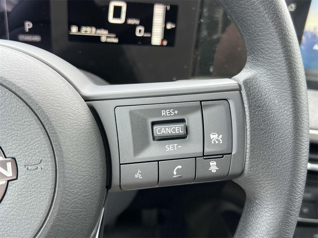 new 2025 Nissan Kicks car, priced at $27,160