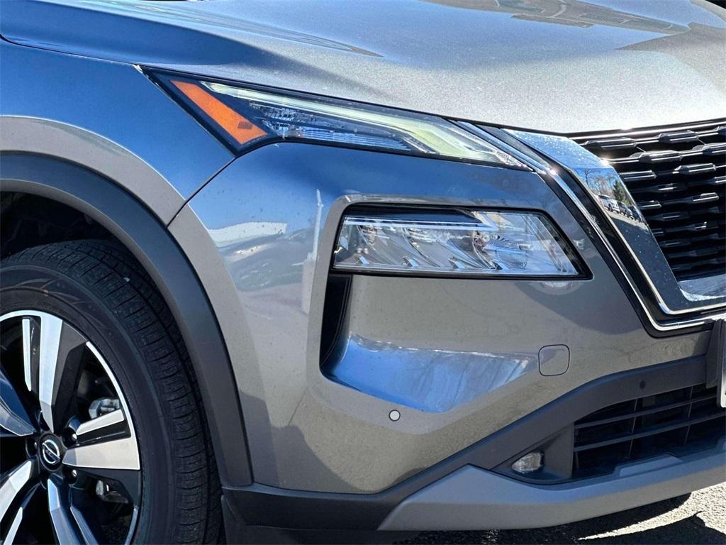 used 2021 Nissan Rogue car, priced at $24,786