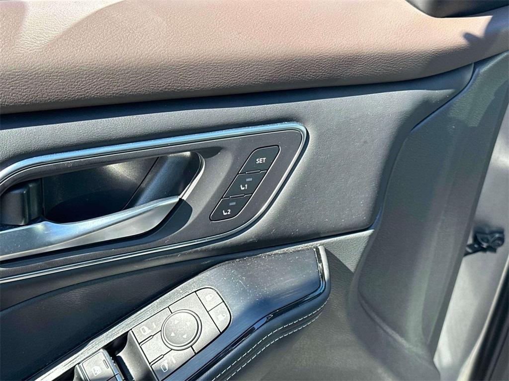 used 2021 Nissan Rogue car, priced at $24,786
