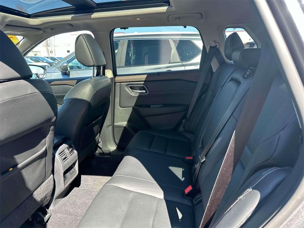 used 2021 Nissan Rogue car, priced at $24,786
