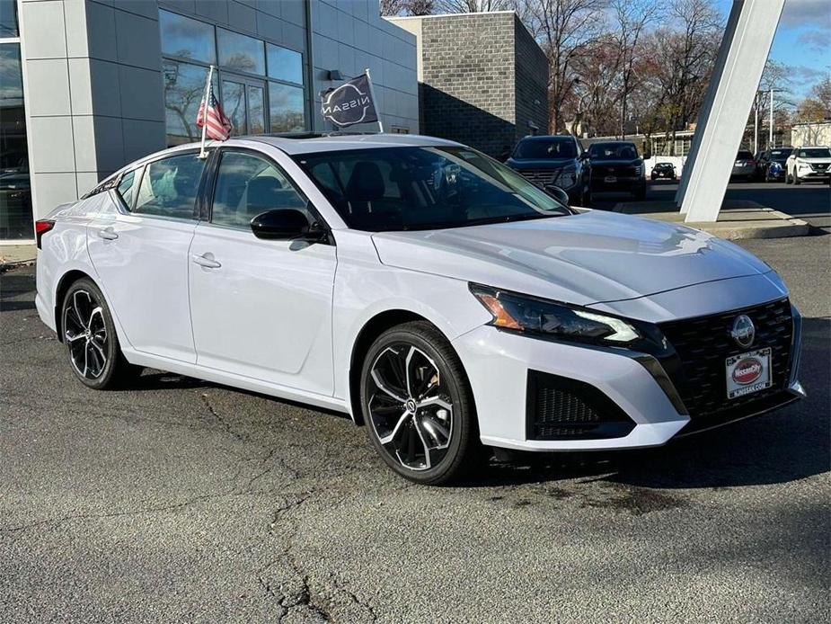 new 2025 Nissan Altima car, priced at $34,100