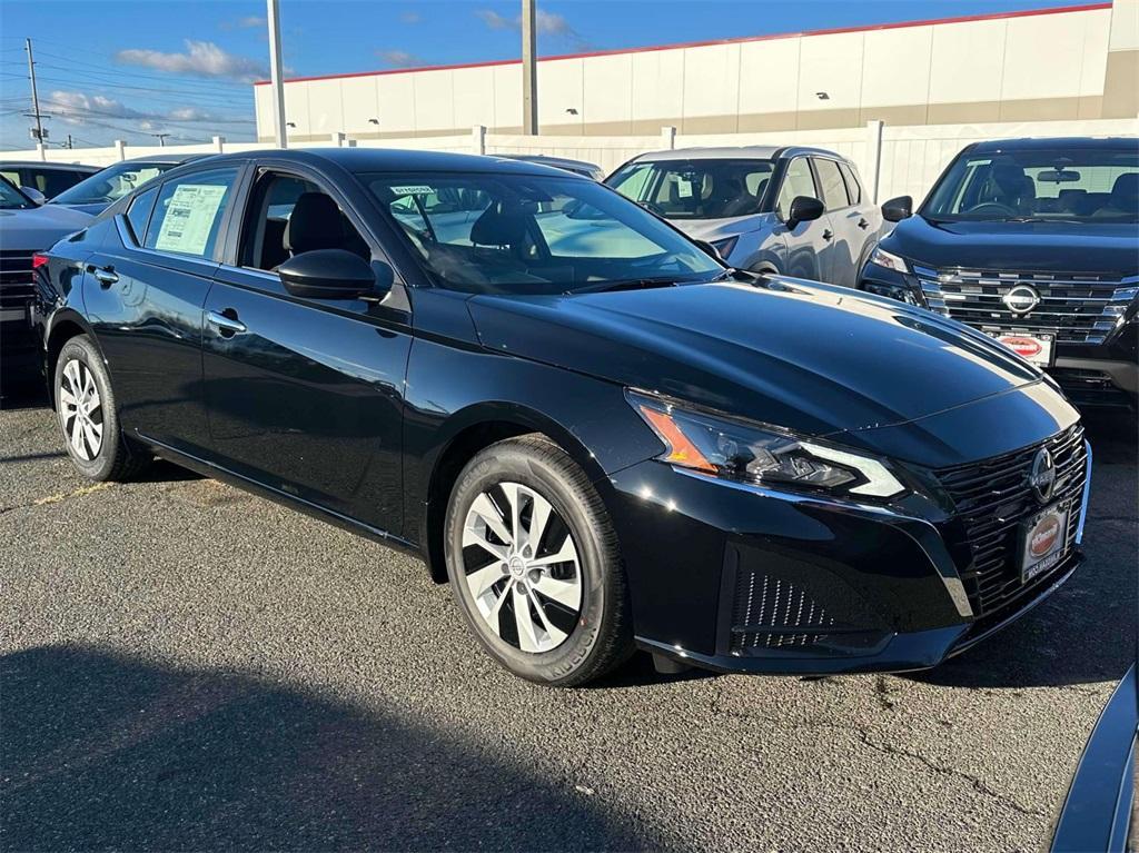 new 2025 Nissan Altima car, priced at $28,750