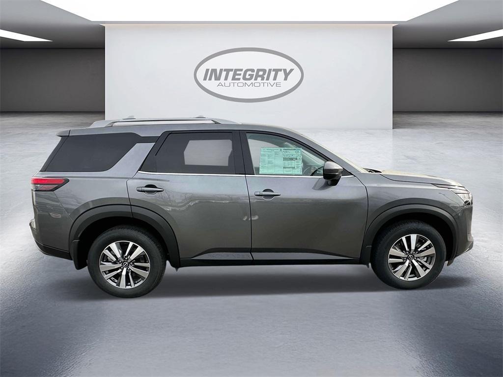 new 2025 Nissan Pathfinder car, priced at $47,700
