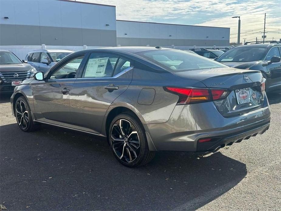 new 2025 Nissan Altima car, priced at $32,285