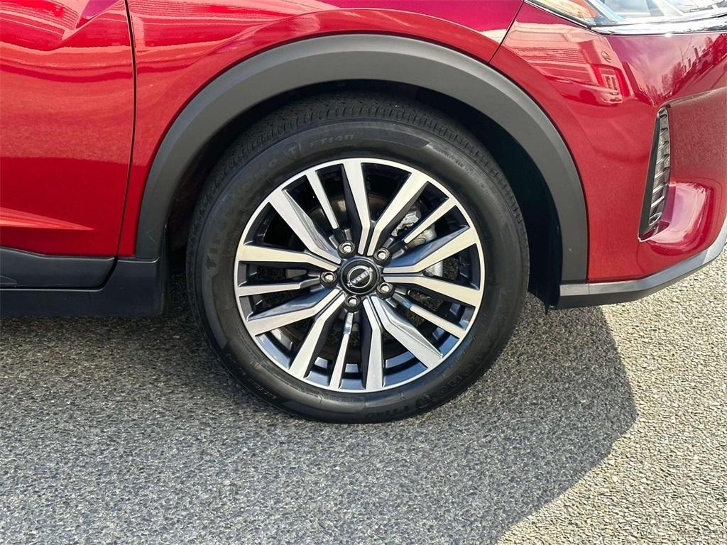 used 2023 Nissan Kicks car, priced at $18,994