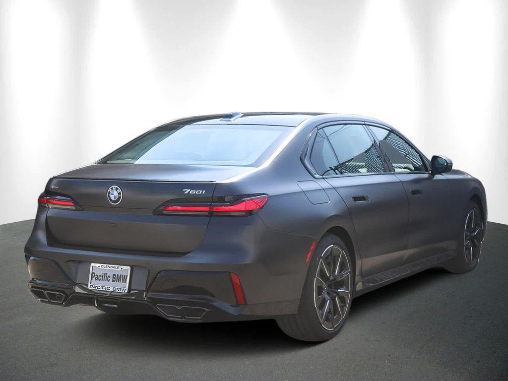 new 2025 BMW 760 car, priced at $139,025