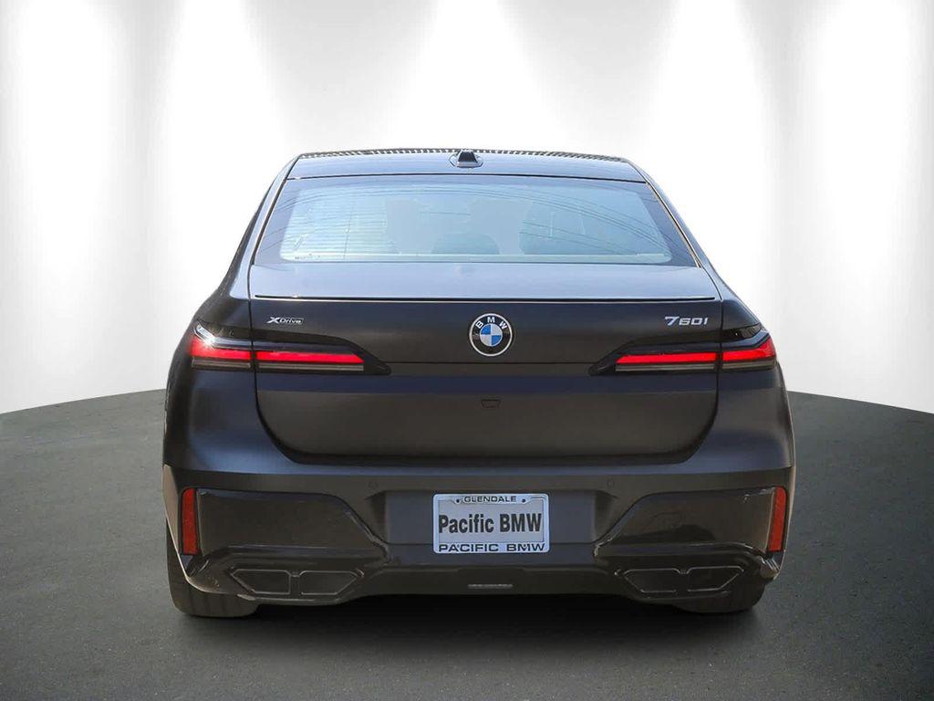 new 2025 BMW 760 car, priced at $139,025