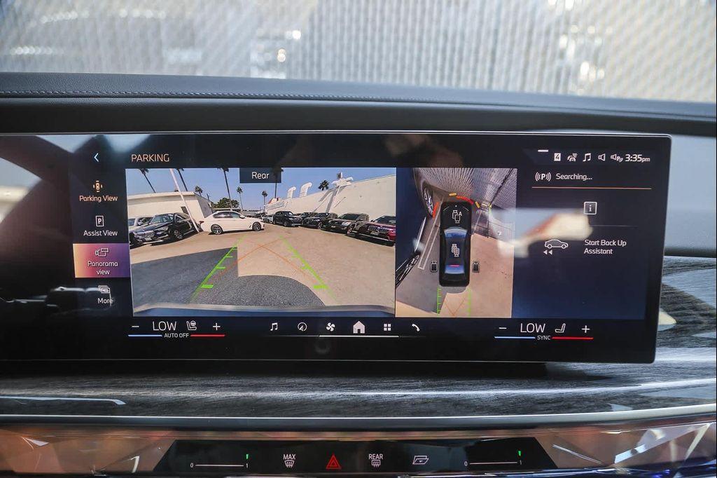 new 2025 BMW 760 car, priced at $139,025