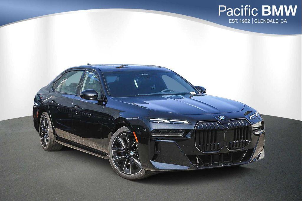 new 2025 BMW 760 car, priced at $132,025