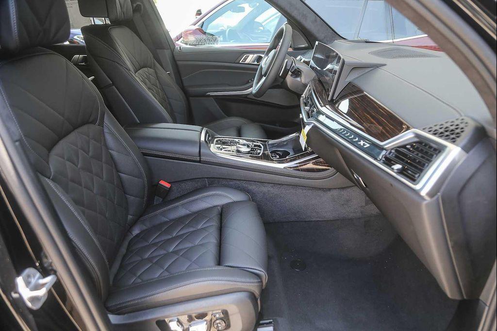 new 2026 BMW X7 car, priced at $96,715