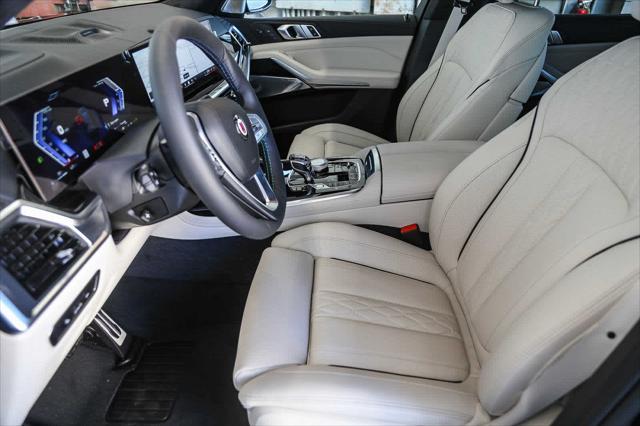 new 2025 BMW X7 car, priced at $157,645