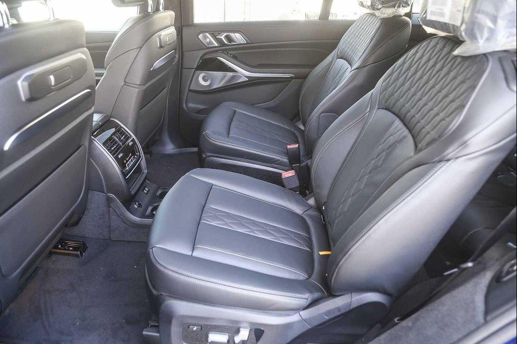new 2026 BMW ALPINA XB7 car, priced at $167,475