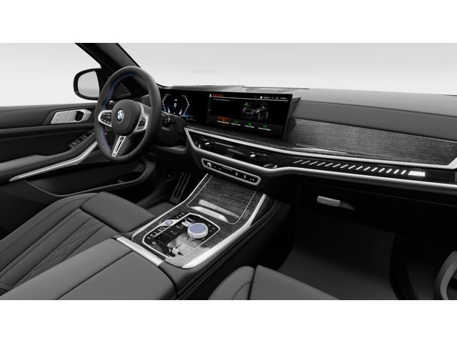 new 2026 BMW X7 car, priced at $115,625