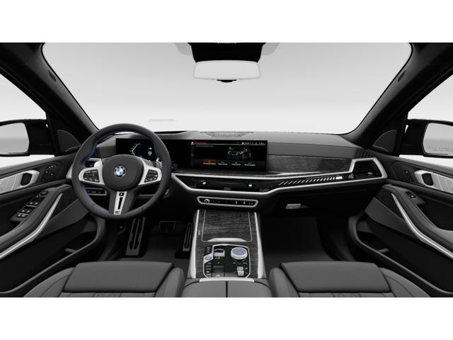 new 2026 BMW X7 car, priced at $115,625