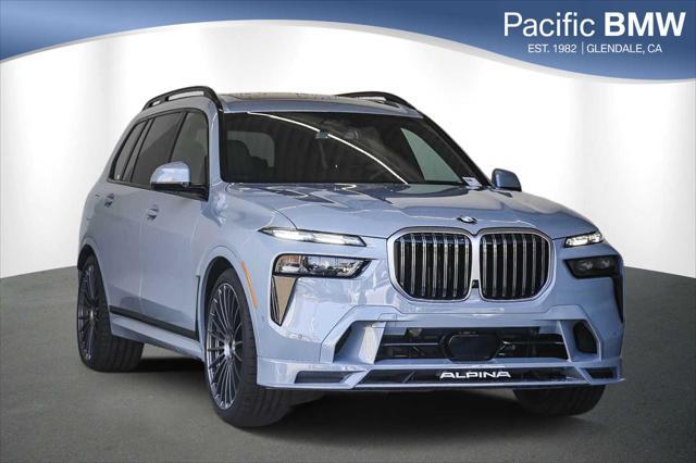 new 2025 BMW X7 car, priced at $158,295