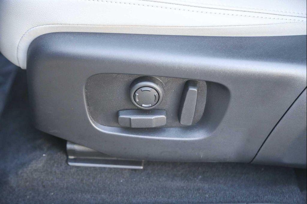 used 2025 Land Rover Range Rover Evoque car, priced at $43,771