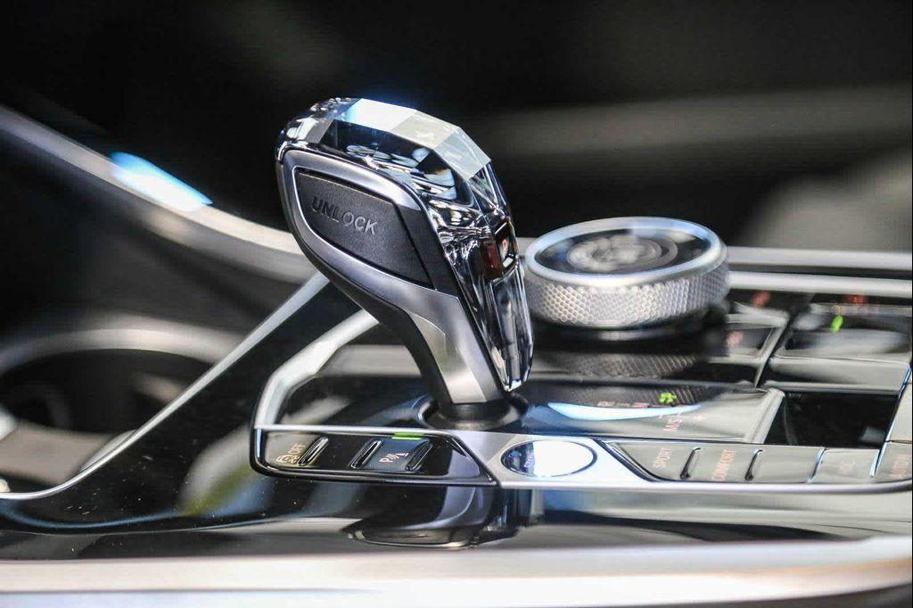 new 2025 BMW X7 car, priced at $159,145