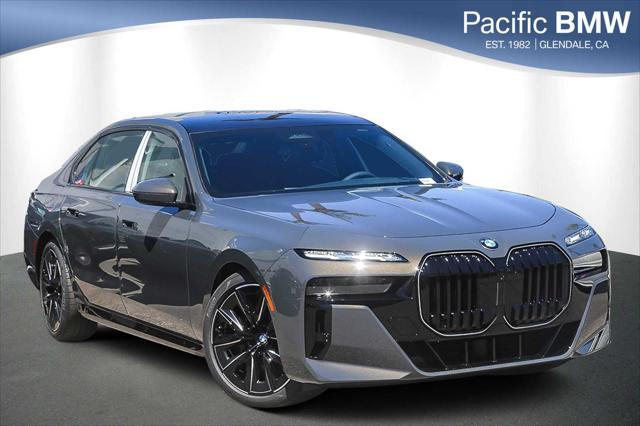 new 2025 BMW 760 car, priced at $132,075