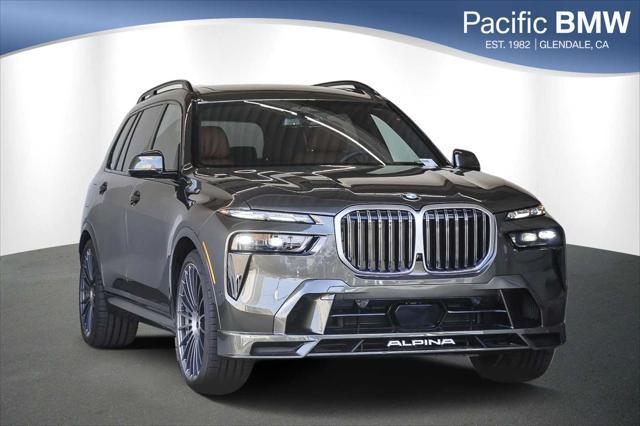 new 2025 BMW X7 car, priced at $157,645