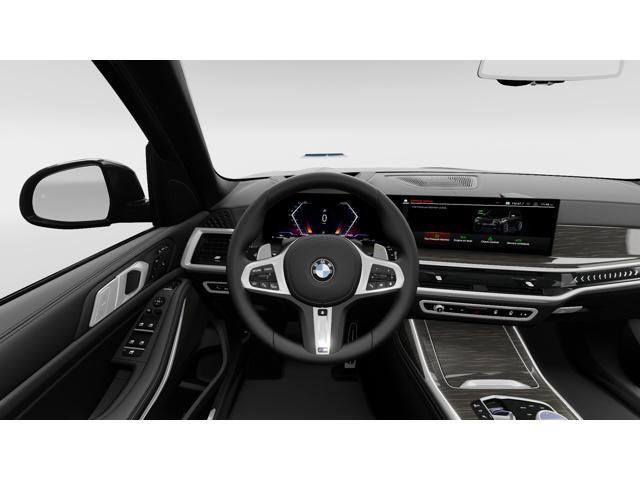 new 2026 BMW X7 car, priced at $93,365