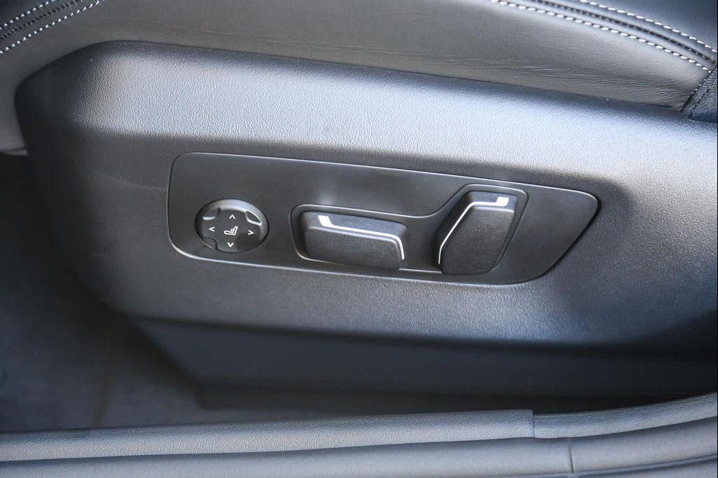 new 2026 BMW M5 car, priced at $132,175