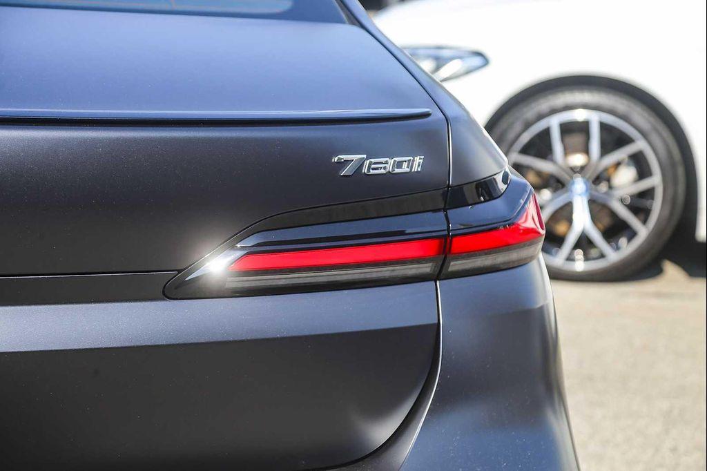new 2025 BMW 760 car, priced at $137,025