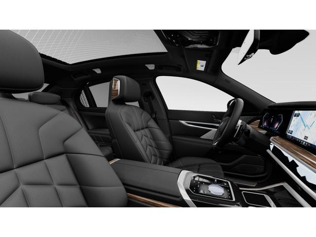 new 2025 BMW 760 car, priced at $137,025