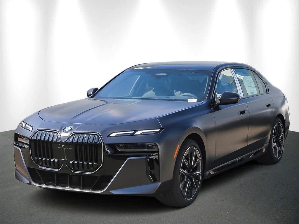 new 2025 BMW 760 car, priced at $137,025