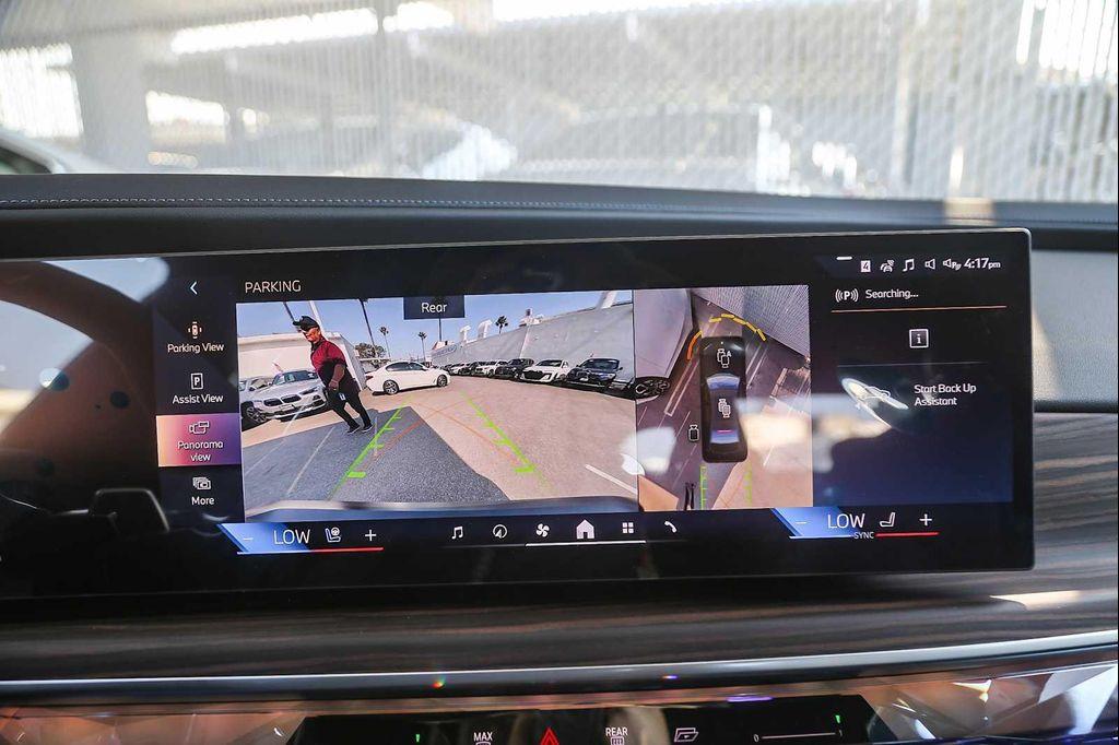 new 2025 BMW 760 car, priced at $137,025