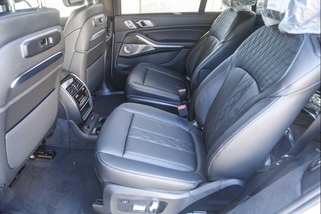 new 2026 BMW X7 car, priced at $119,690