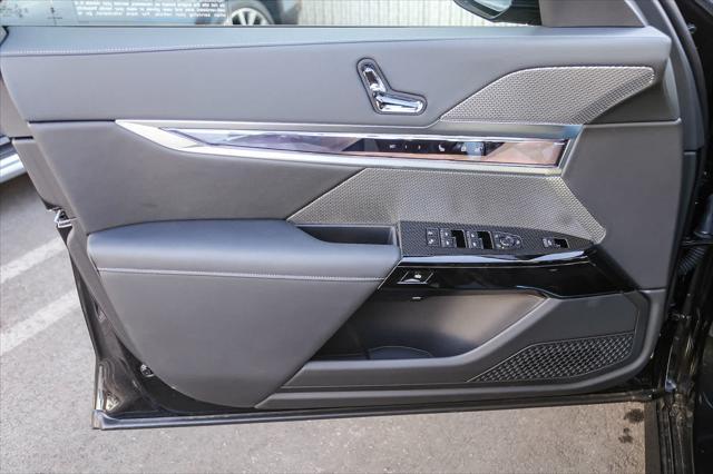 used 2025 BMW i7 car, priced at $101,500