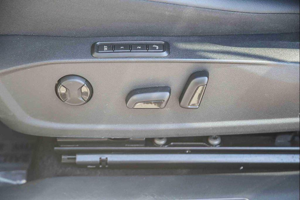 used 2022 Volkswagen ID.4 car, priced at $23,881