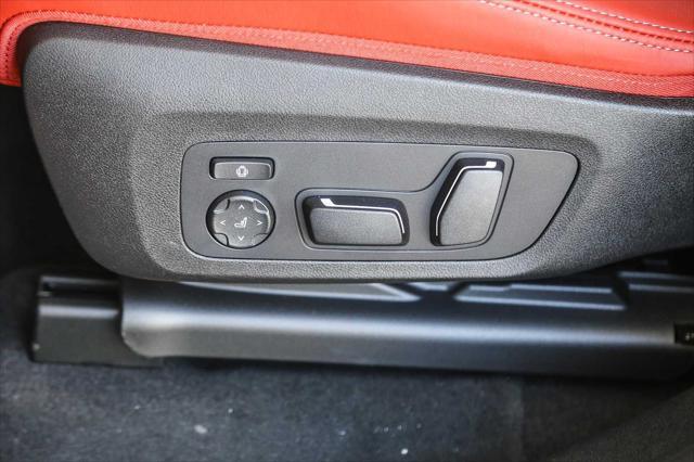 new 2025 BMW X4 M car, priced at $88,475