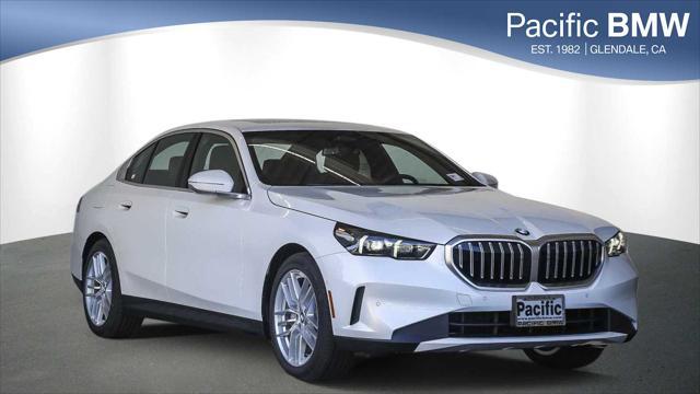 new 2024 BMW 540 car, priced at $67,295