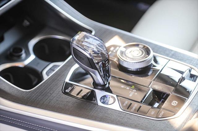 new 2026 BMW ALPINA XB7 car, priced at $163,475