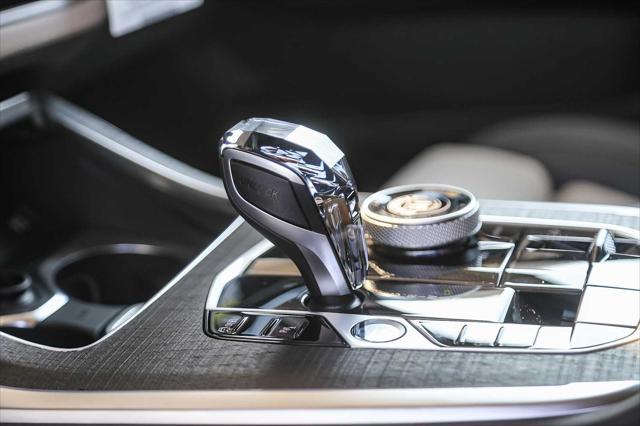 new 2026 BMW ALPINA XB7 car, priced at $163,475
