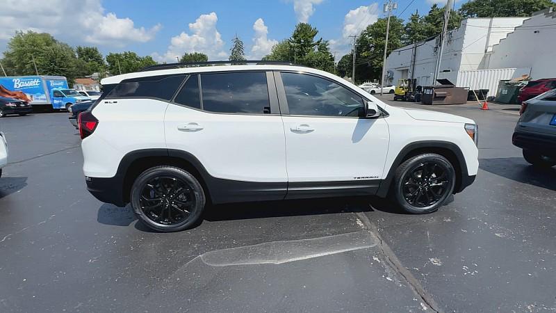 used 2022 GMC Terrain car, priced at $22,988